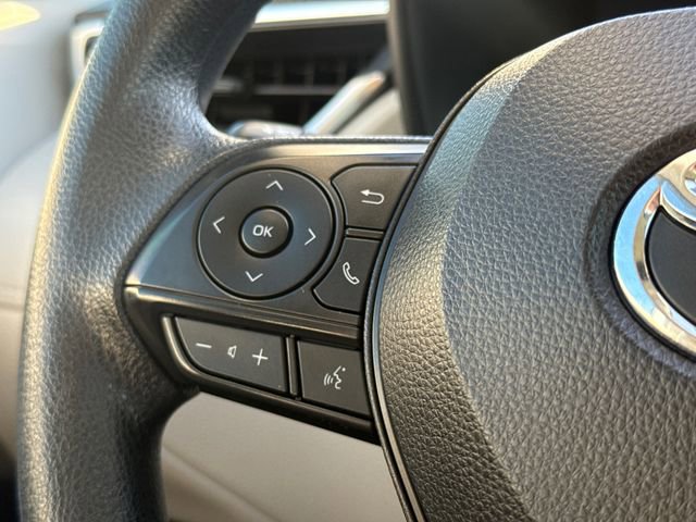 Used 2022 Toyota Corolla Cross L image 28