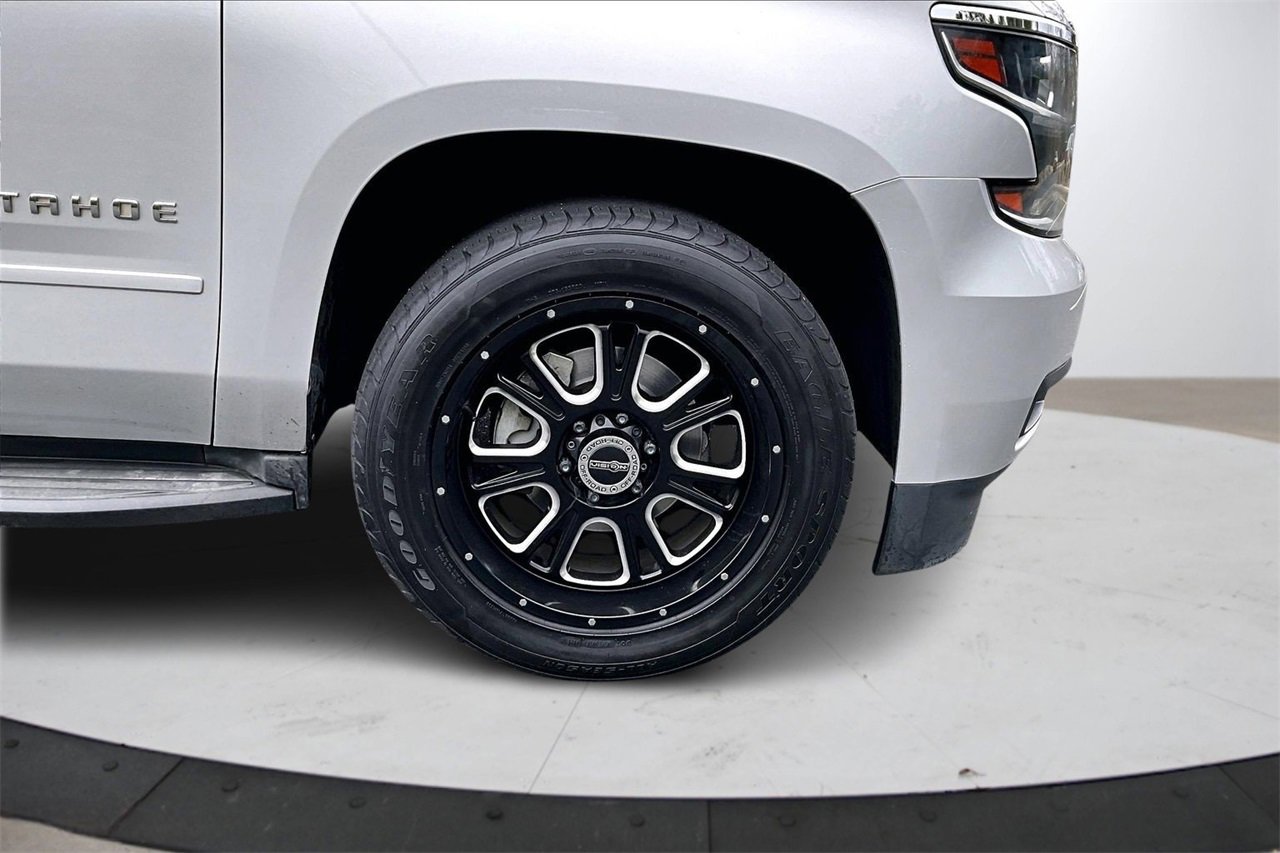 Used 2016 Chevrolet Tahoe LS w/ All-Season Package image 32
