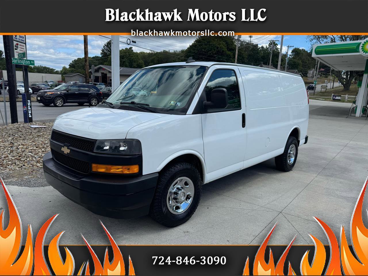 Used 2019 Chevrolet Express 2500 RWD image 1
