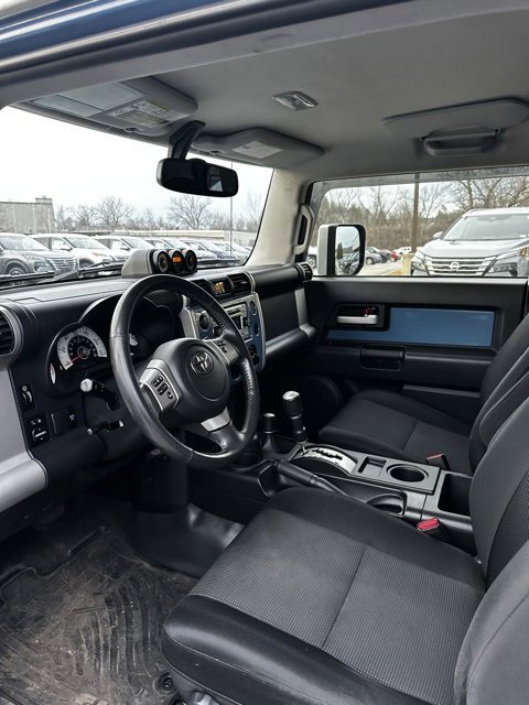 Used 2013 Toyota FJ Cruiser 4WD image 18
