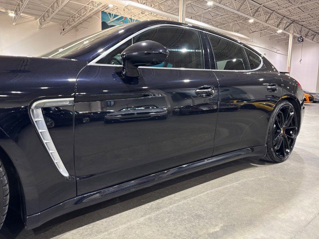 Used 2015 Porsche Panamera w/ Premium Package Plus image 27