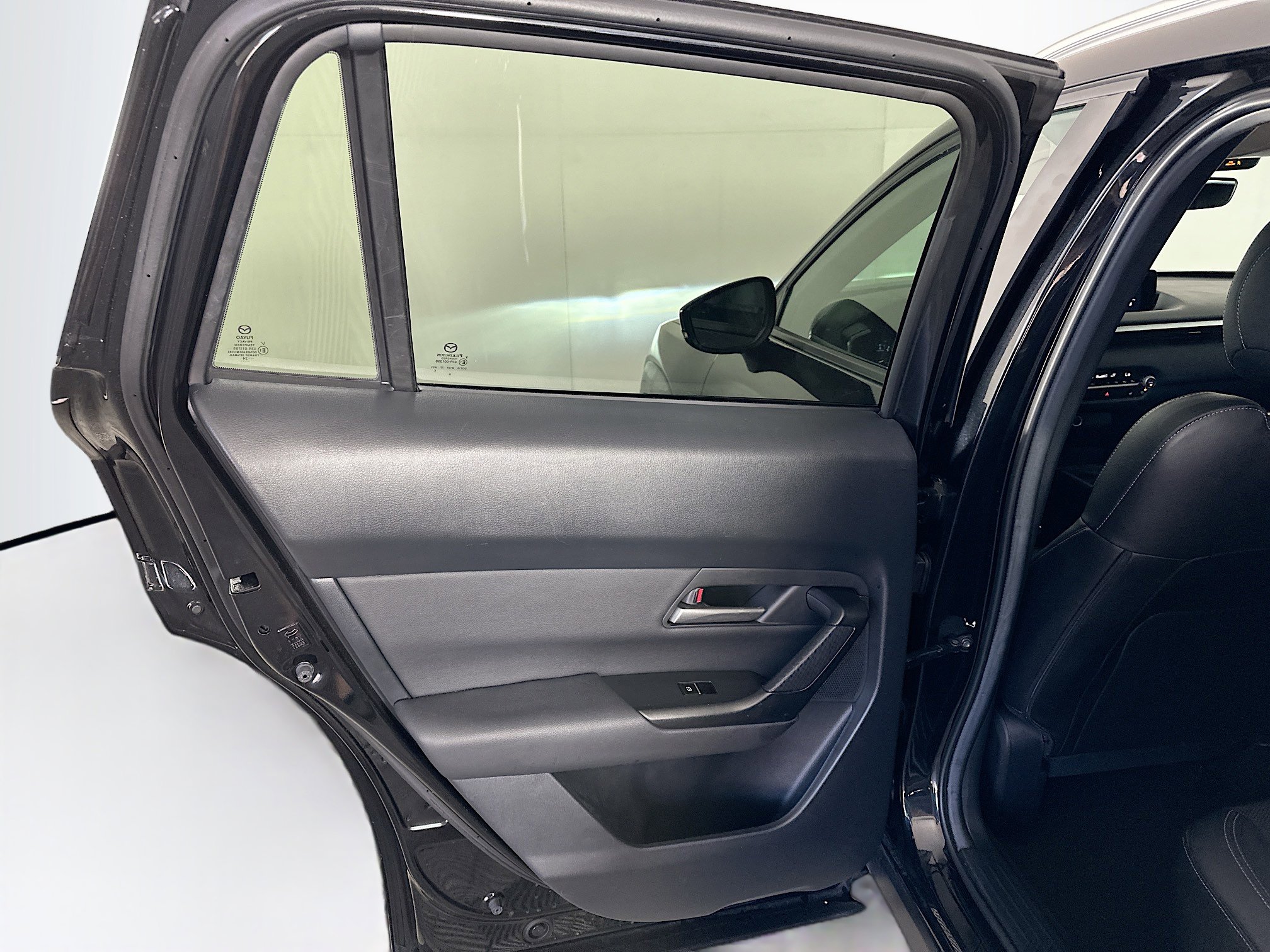 Used 2025 MAZDA CX-50 AWD 2.5 S w/ Premium Package image 27