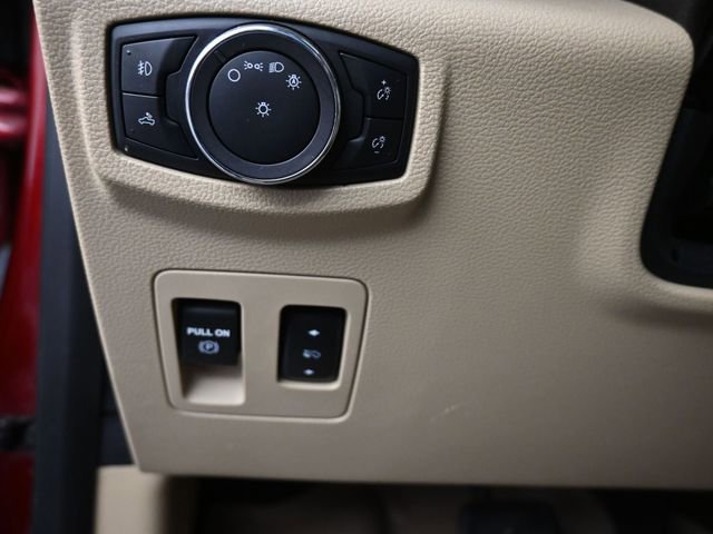 Used 2018 Ford F150 Lariat w/ Trailer Tow Package image 15