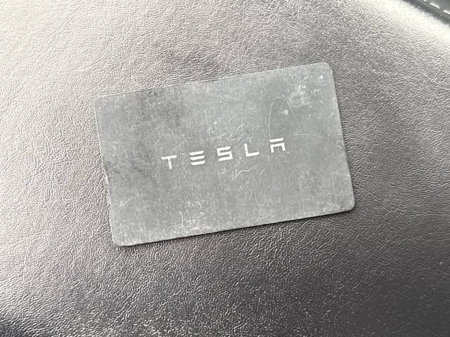 Used 2021 Tesla Model Y Long Range AWD/4WD image 34