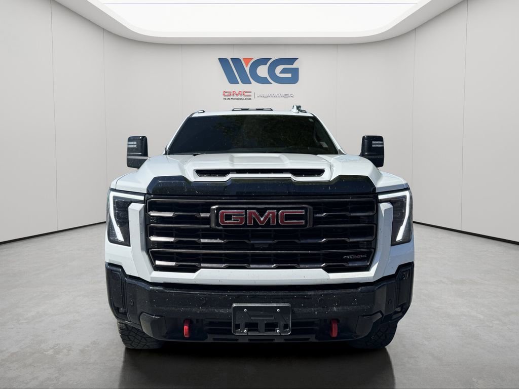 Used 2025 GMC Sierra 2500 AT4X AWD/4WD image 2
