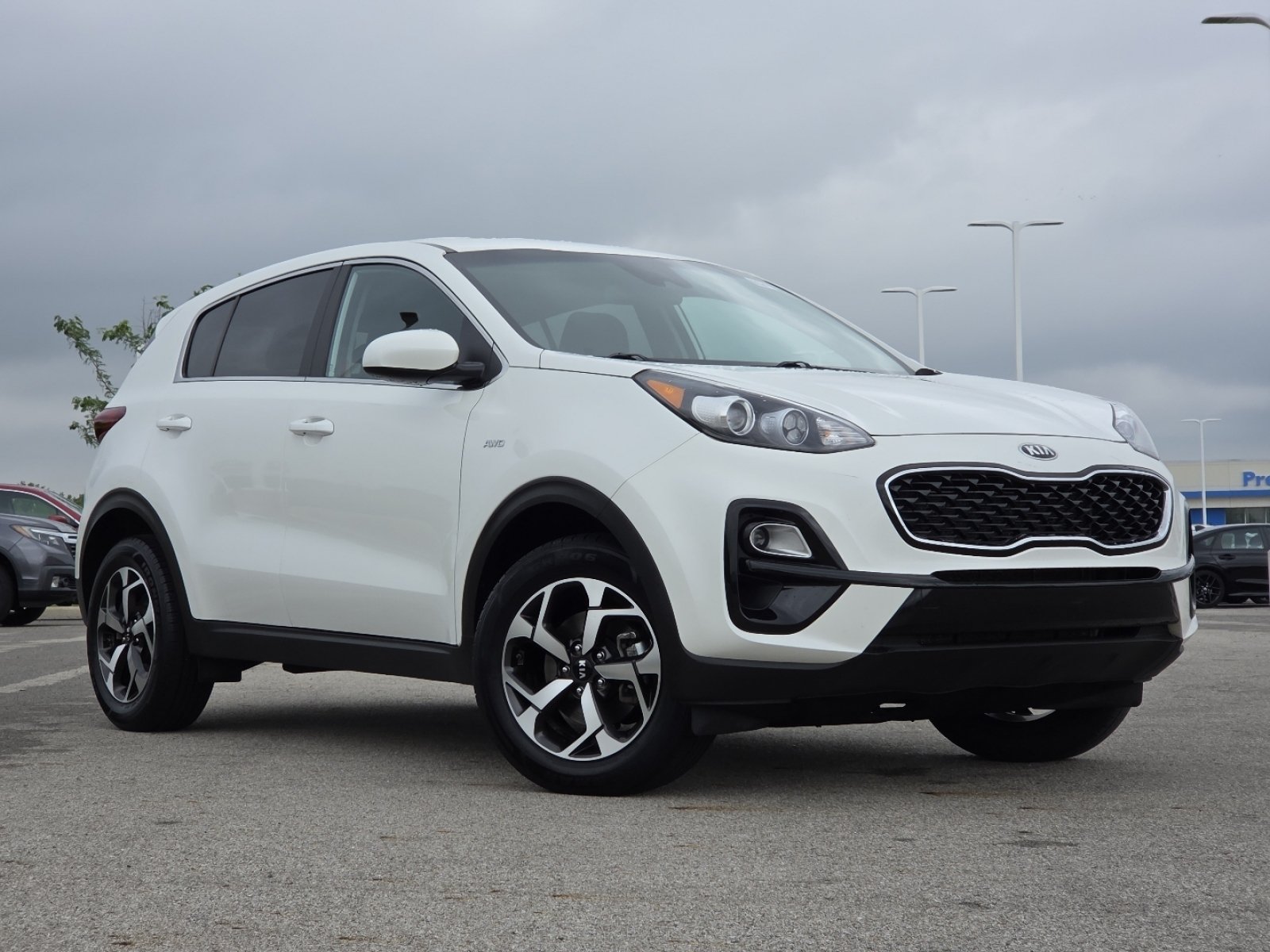 Used 2022 Kia Sportage LX AWD/4WD image 2