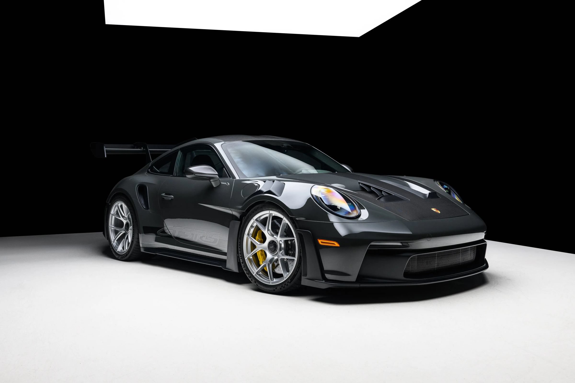 Used 2024 Porsche 911 GT3 RS RWD image 2