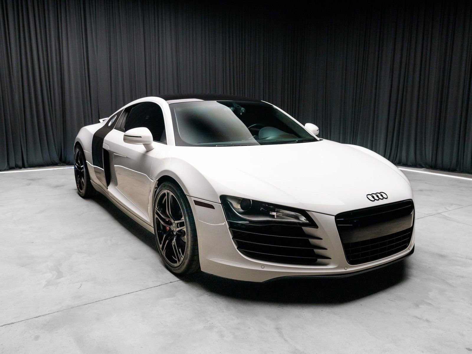 Used 2009 Audi R8 V8 AWD/4WD image 7