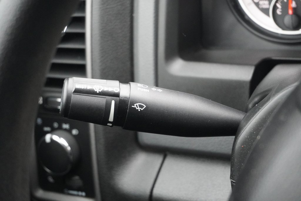 Used 2019 RAM 1500 Tradesman w/ Chrome Appearance Group image 18