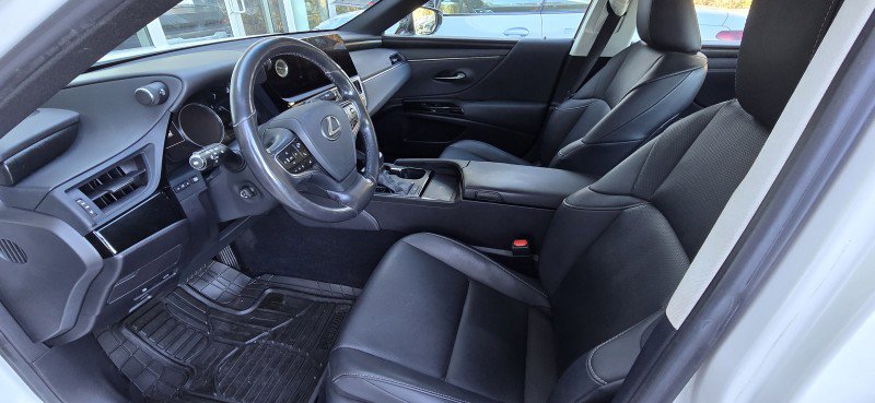 Used 2023 Lexus ES 350 w/ Premium Package image 13