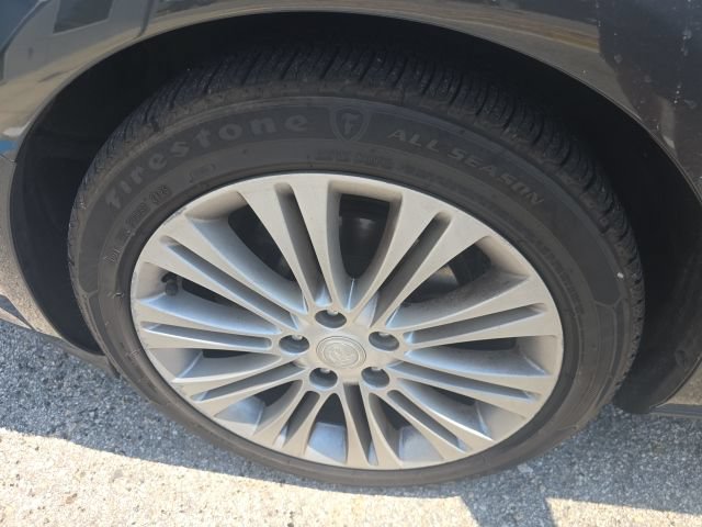 Used 2014 Buick Verano FWD image 23