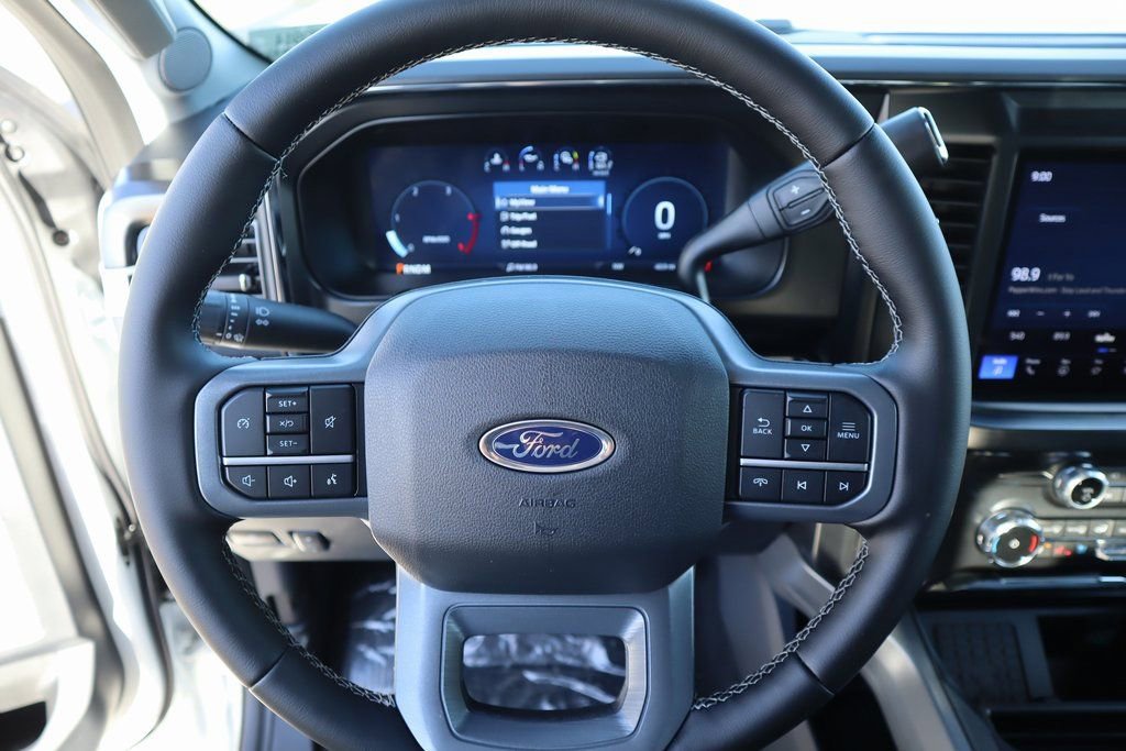 New 2026 Ford F250 Lariat w/ Black Appearance Package image 3