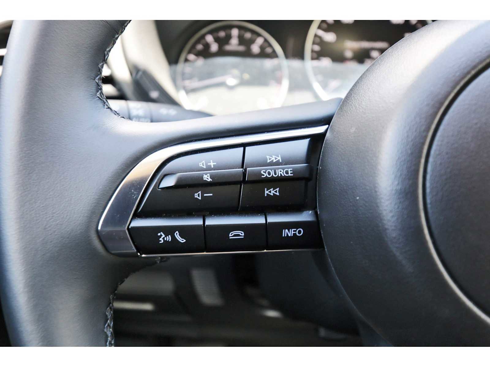 Certified 2025 MAZDA CX-30 AWD 2.5 S w/ Select Sport Pkg image 15