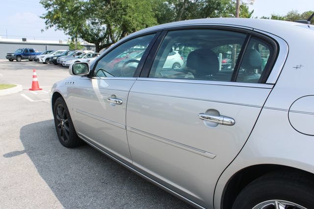Used 2007 Buick Lucerne CXS w/ Driver Confidence Package FWD image 43