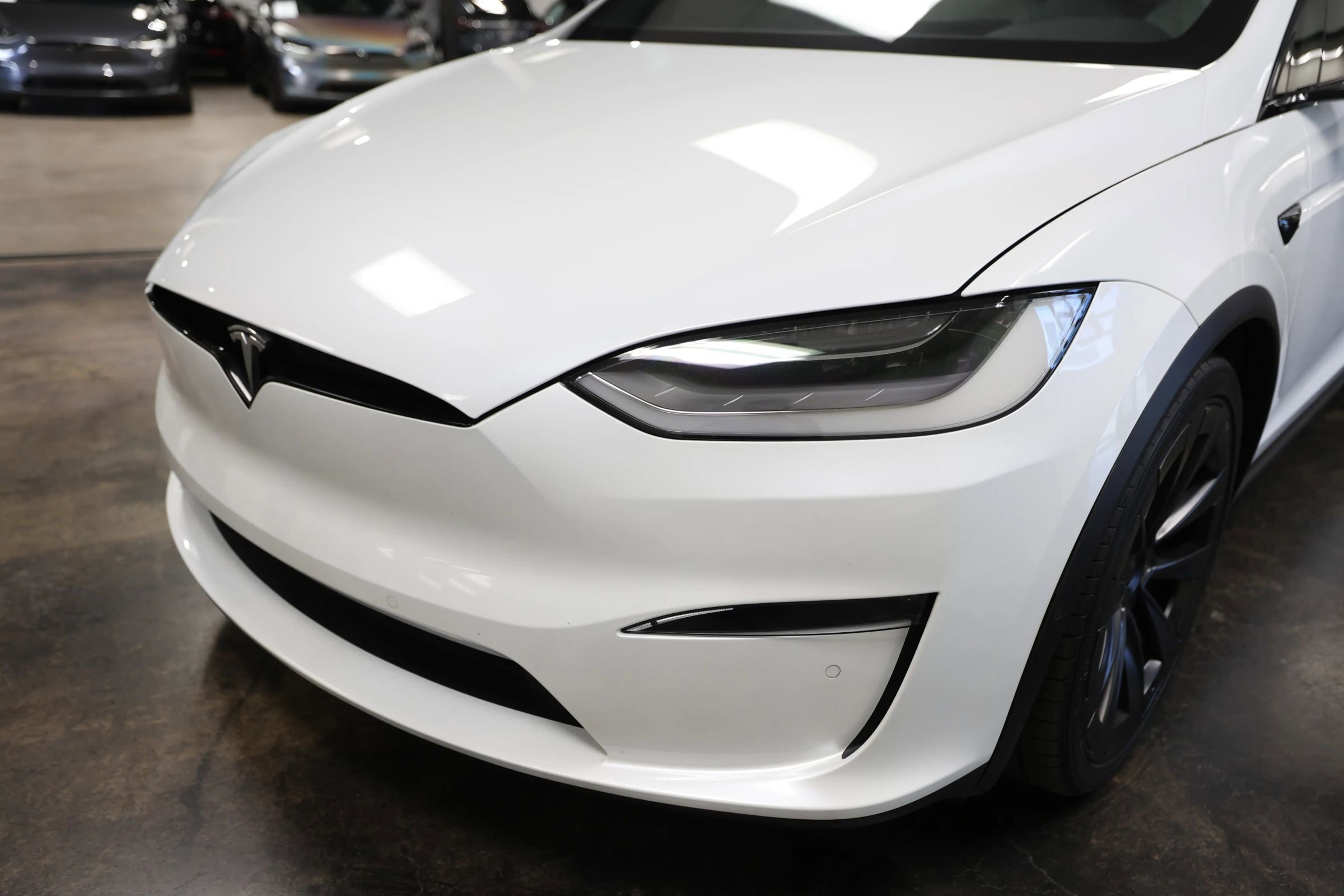 Used 2022 Tesla Model X Plaid image 10