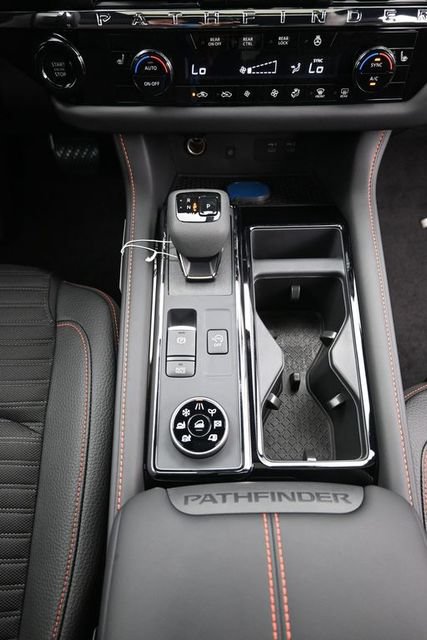 New 2026 Nissan Pathfinder Rock Creek w/ Rock Creek Premium Package AWD/4WD image 17