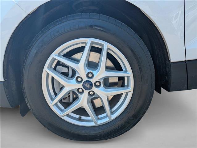 Used 2022 Ford Edge SEL AWD/4WD image 25