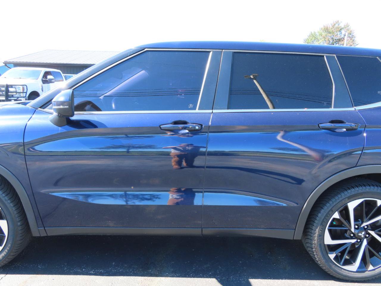 Used 2022 Mitsubishi Outlander SE AWD/4WD image 12
