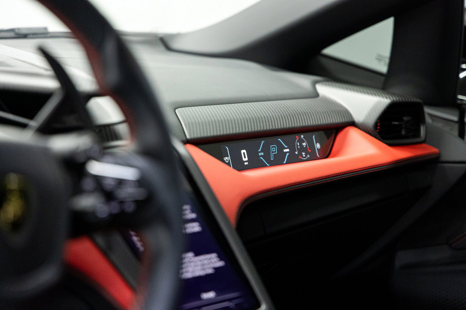 Used 2024 Lamborghini Revuelto image 40