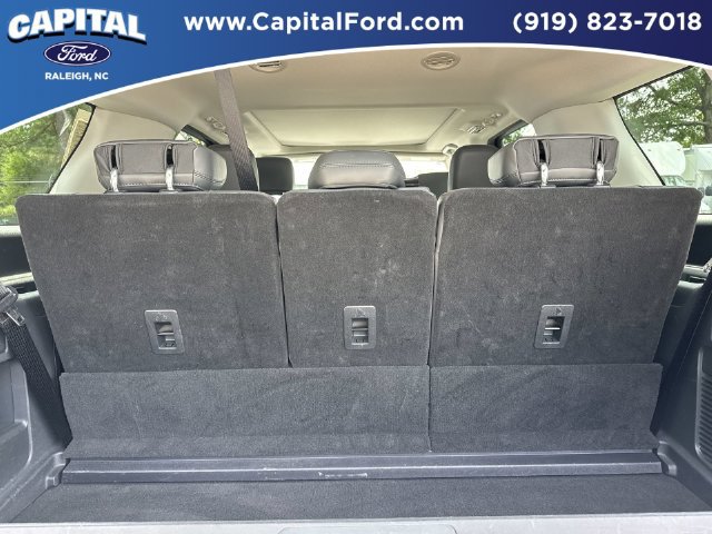 Certified 2025 Ford Expedition Active AWD/4WD image 16