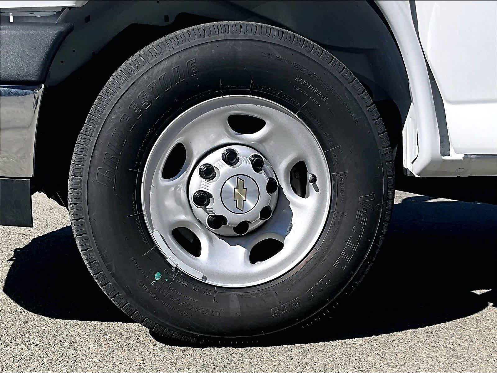 New 2025 Chevrolet Express 3500 w/ Power Convenience Package image 8