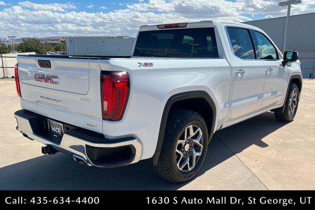 Used 2023 GMC Sierra 1500 SLT w/ X31 Off-Road Package AWD/4WD image 5