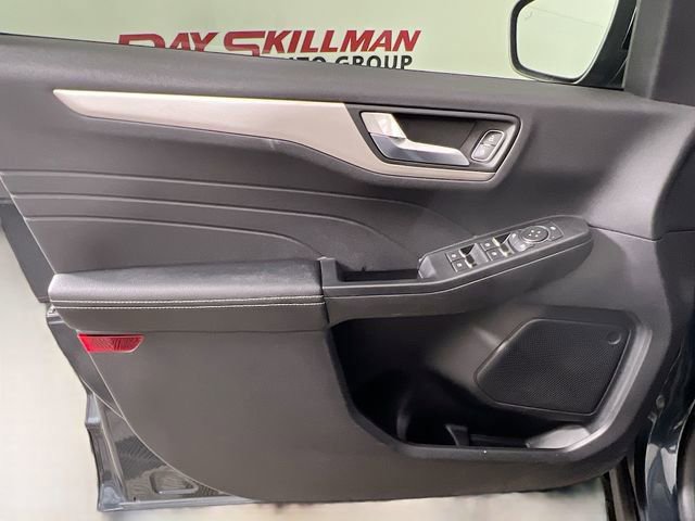Used 2022 Ford Escape SEL image 31
