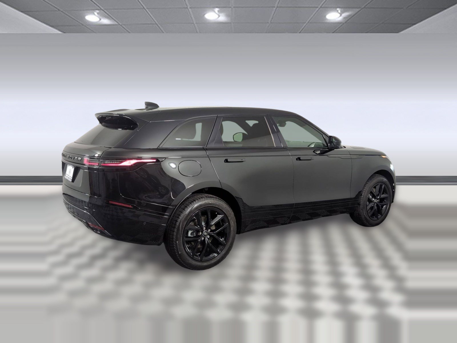Certified 2026 Land Rover Range Rover Velar Dynamic SE image 8