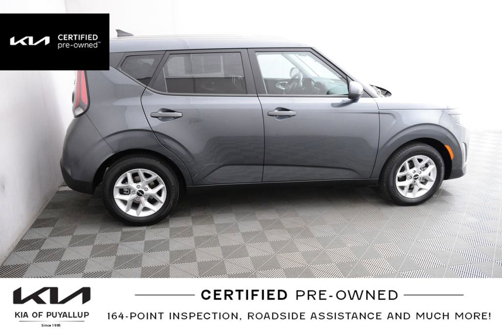 Certified 2025 Kia Soul LX FWD image 5