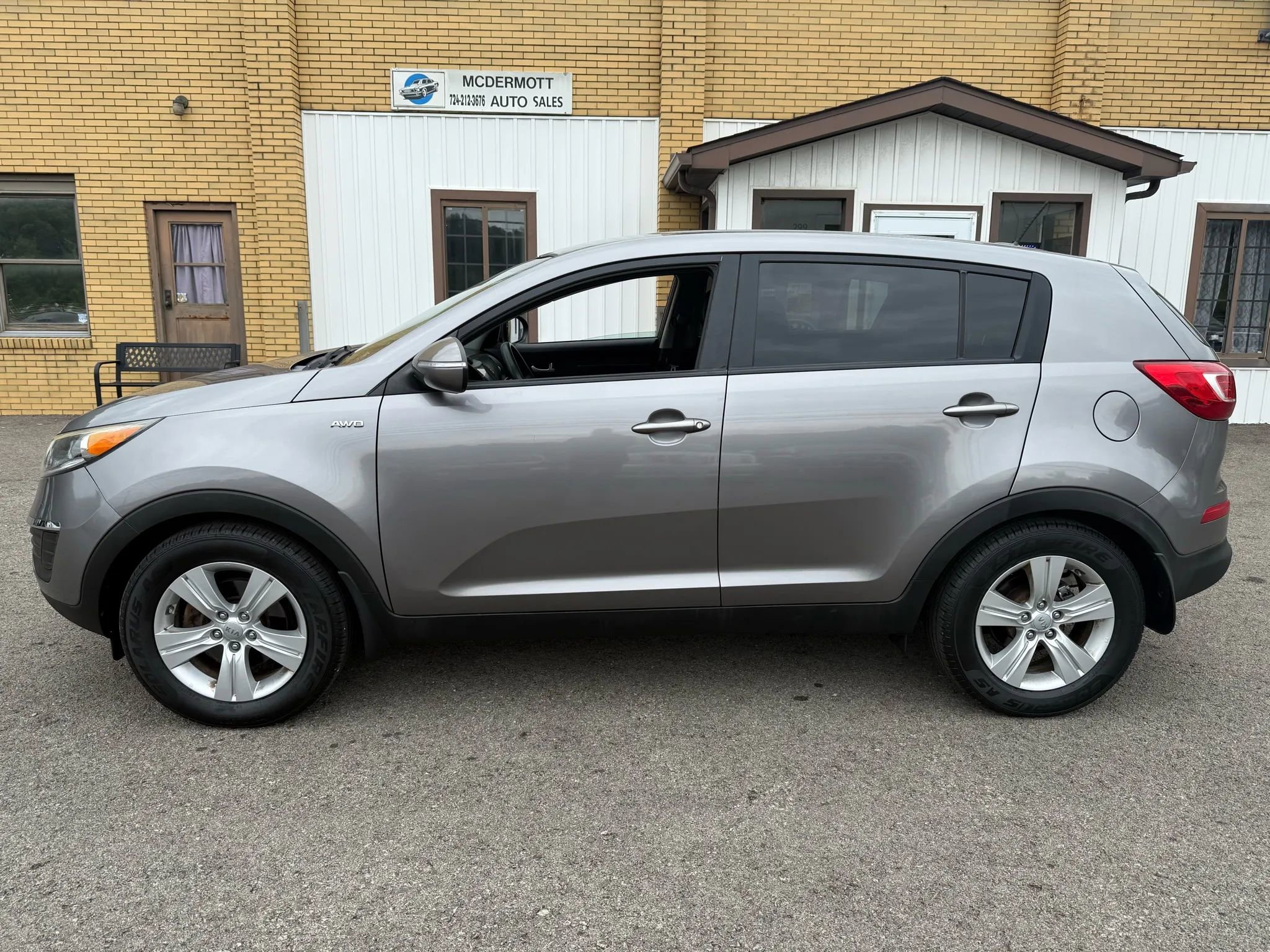 Used 2013 Kia Sportage LX image 2