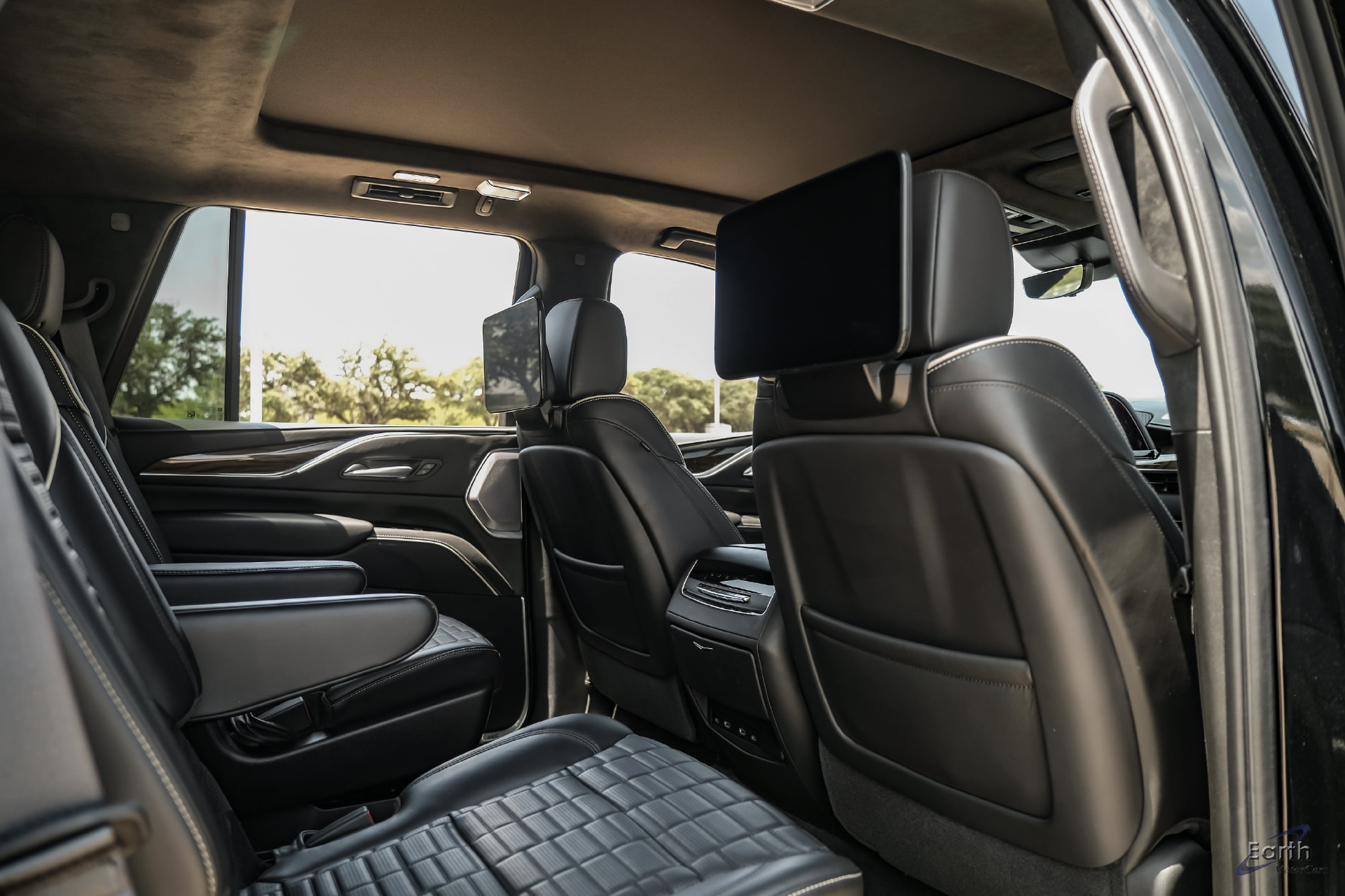 Used 2023 Cadillac Escalade Sport Platinum AWD/4WD image 80
