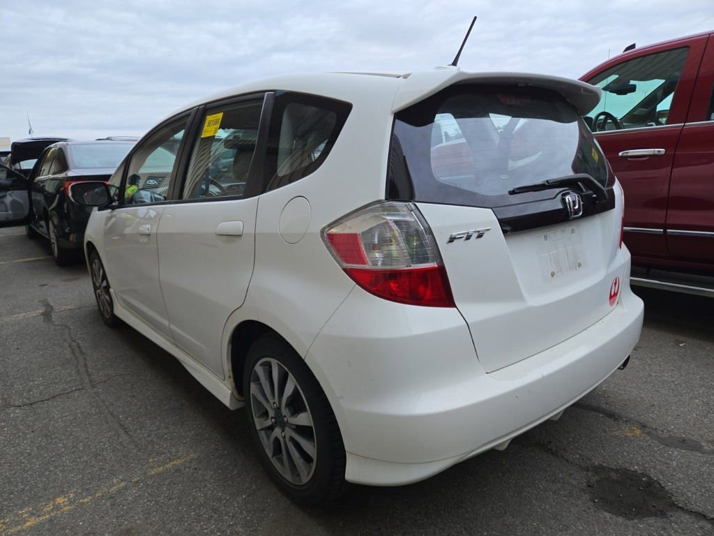 Used 2013 Honda Fit Sport image 6