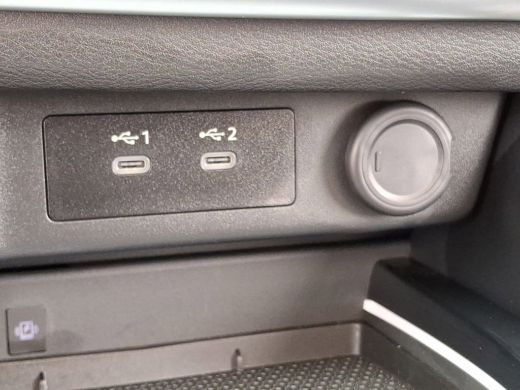 Used 2024 Nissan Rogue Platinum image 26