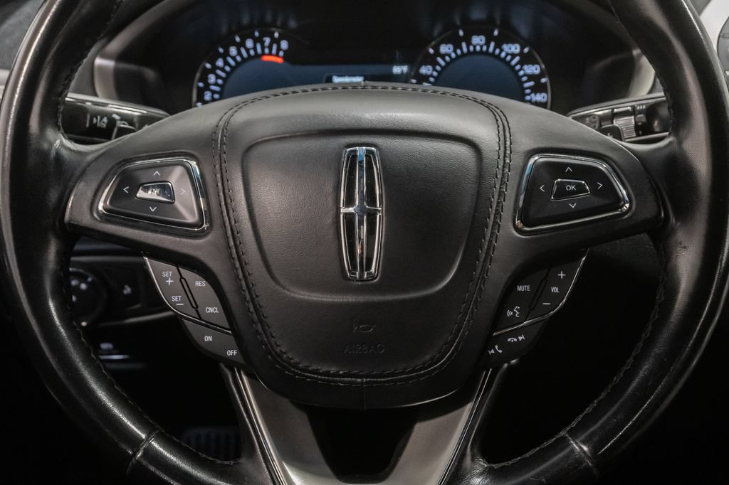 Used 2019 Lincoln MKZ Premiere FWD image 15