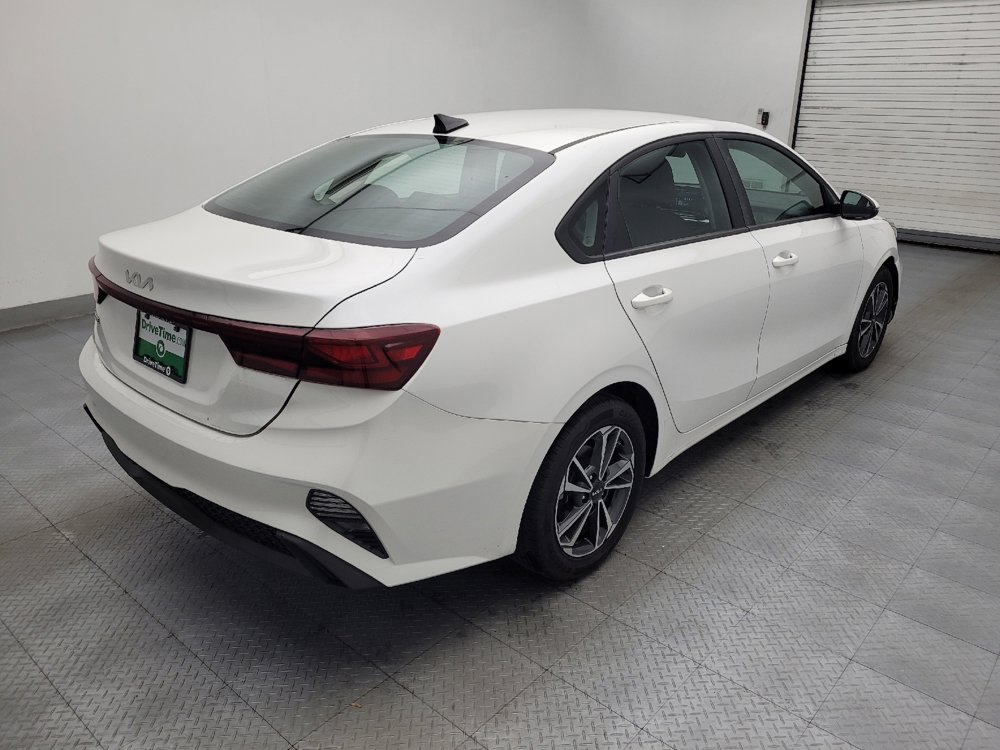 Used 2023 Kia Forte LXS w/ LXS Technology Package image 9