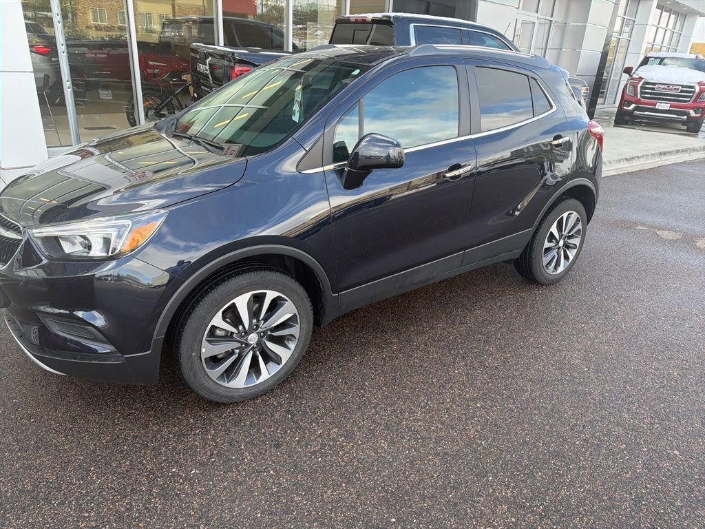 Used 2022 Buick Encore Preferred w/ Safety Package AWD/4WD image 1