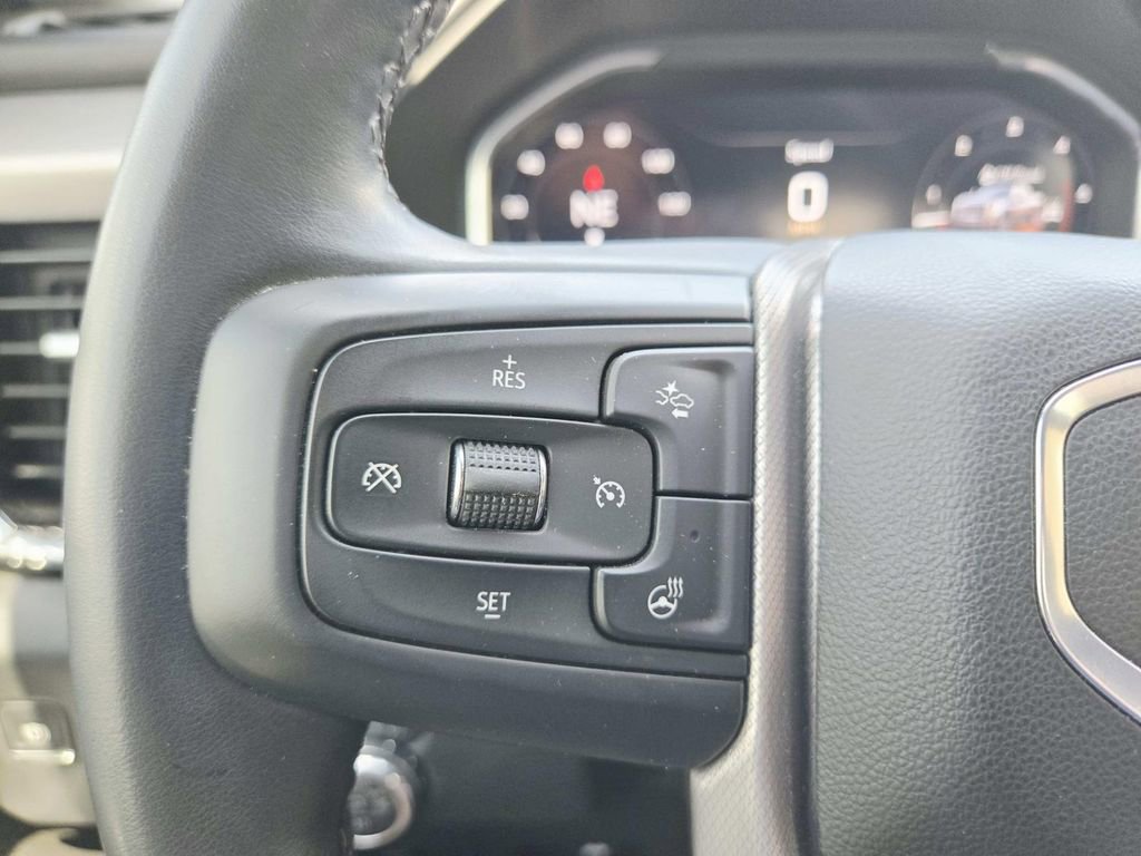 Used 2024 GMC Sierra 3500 Denali w/ Denali Reserve Package AWD/4WD image 25