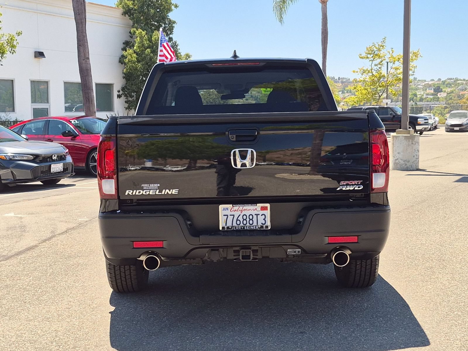 Used 2023 Honda Ridgeline Sport image 4