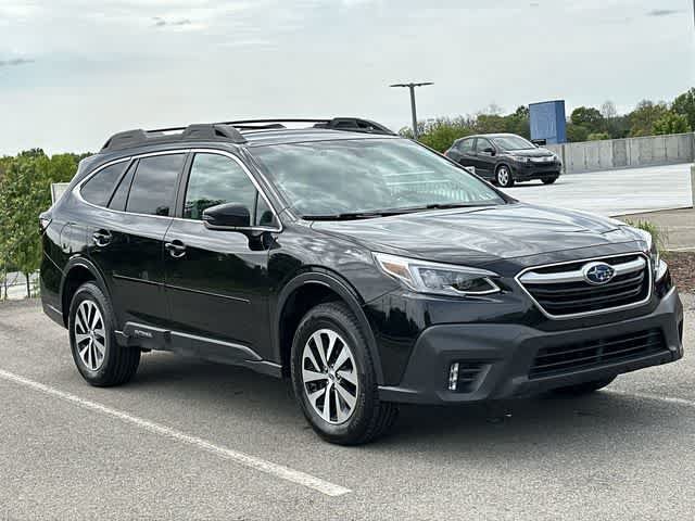 Used 2022 Subaru Outback Premium AWD/4WD image 30