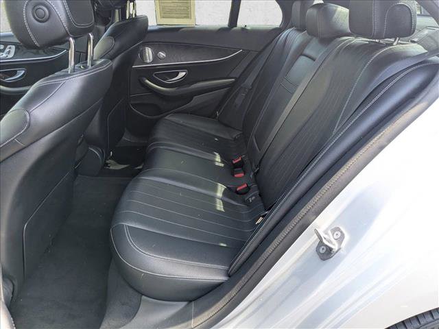 Used 2018 Mercedes-Benz E 400 4MATIC Sedan image 16