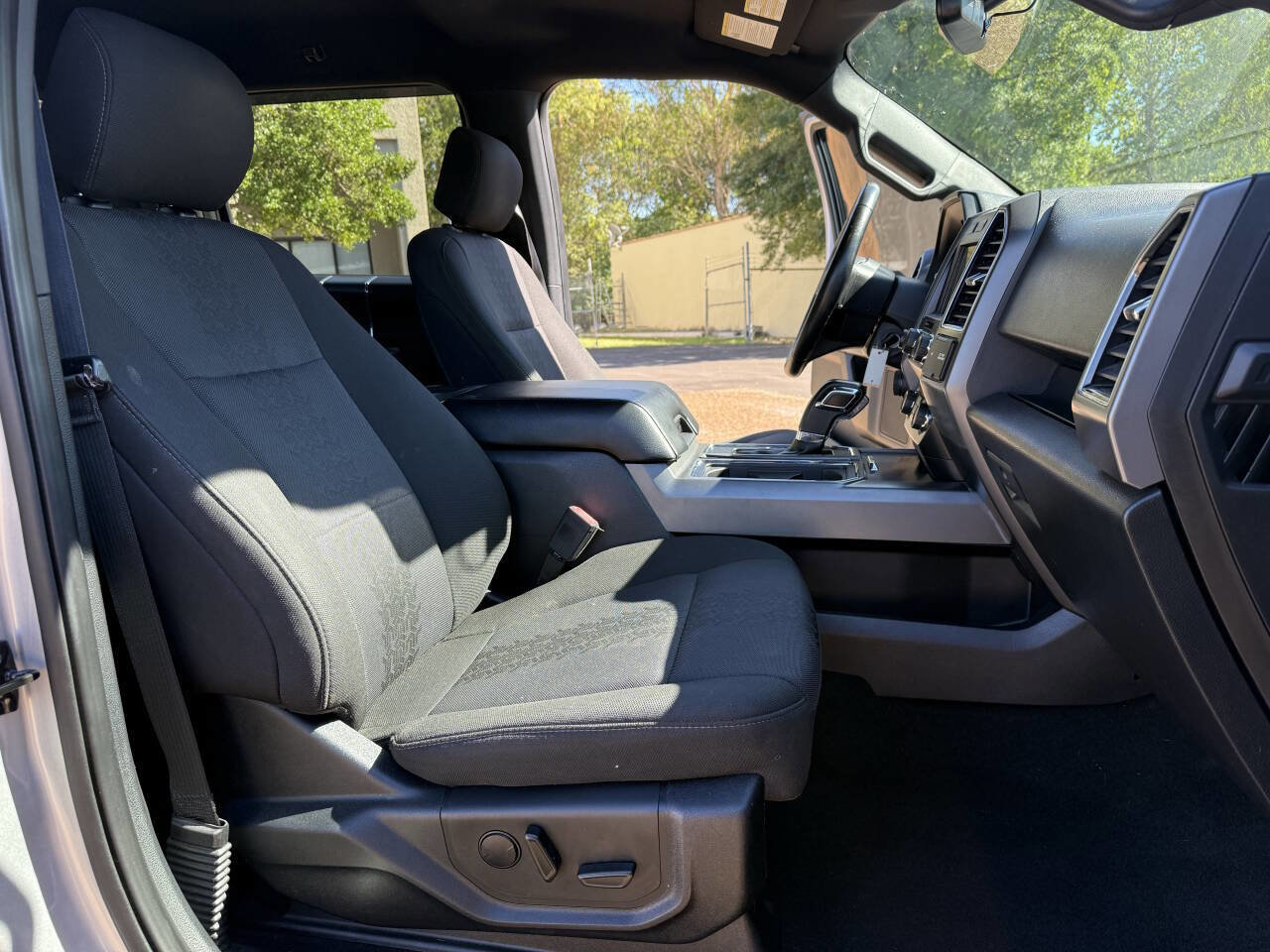 Used 2019 Ford F150 XLT w/ Equipment Group 302A Luxury image 19