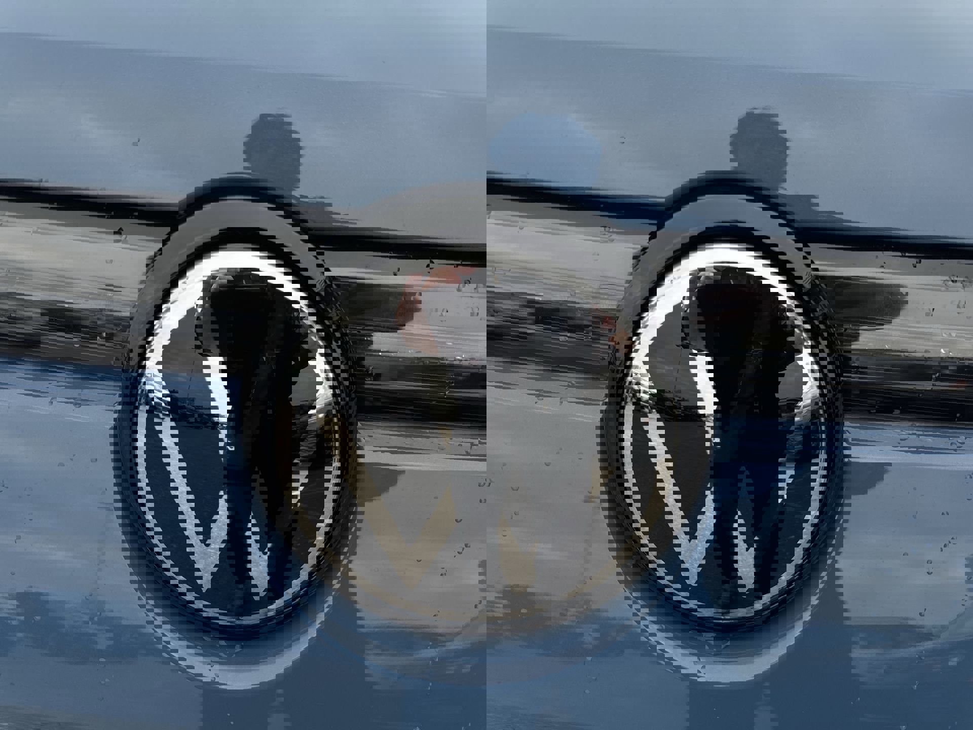 New 2026 Volkswagen Tiguan SE image 32