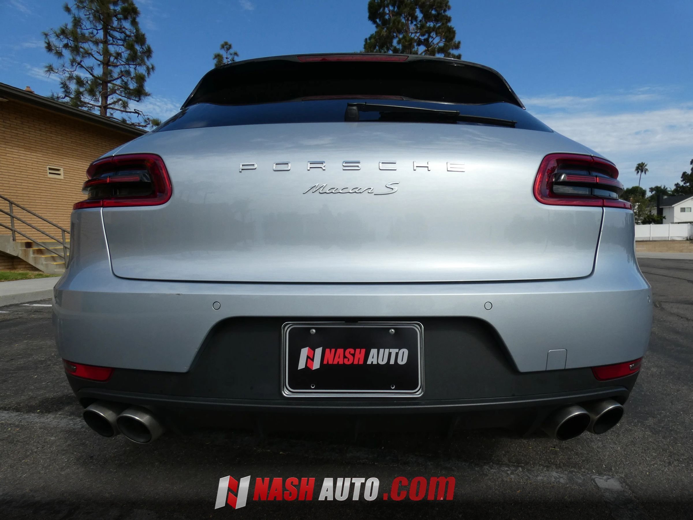 Used 2017 Porsche Macan S AWD/4WD image 10