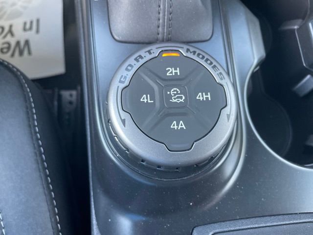 New 2026 Ford Bronco Badlands image 16