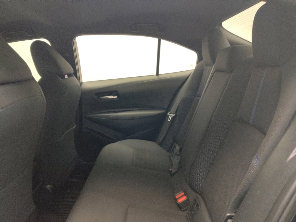 Used 2020 Toyota Corolla SE FWD image 18
