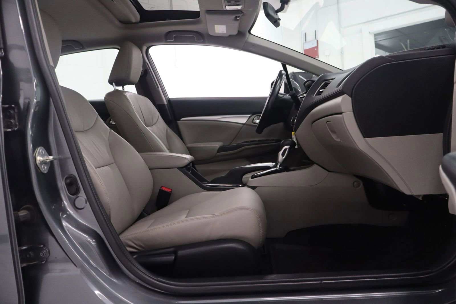 Used 2013 Honda Civic EX-L image 30