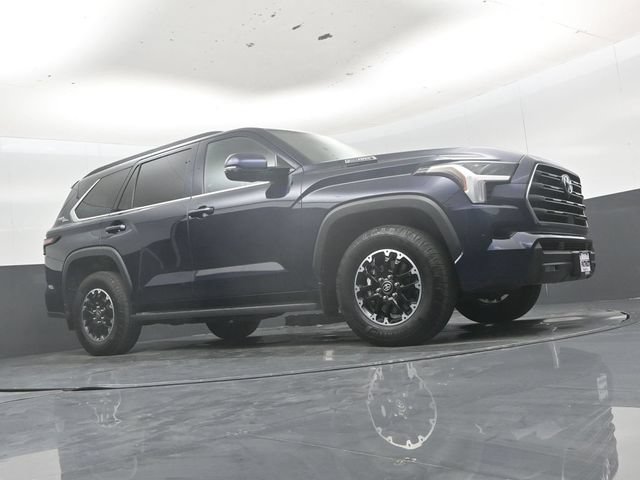 Used 2025 Toyota Sequoia SR5 w/ TRD Off-Road Package AWD/4WD image 42