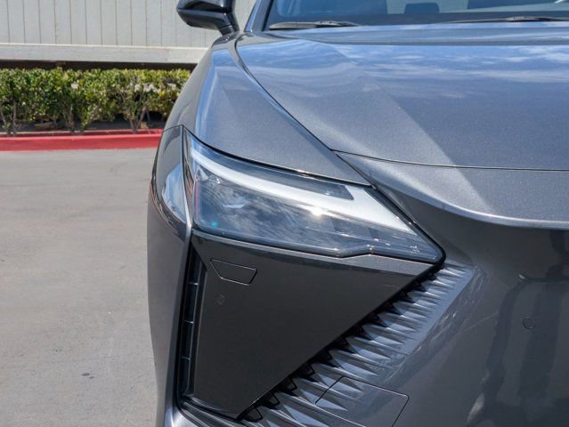 Used 2023 Lexus RZ 450e Premium w/ Technology Package AWD/4WD image 10