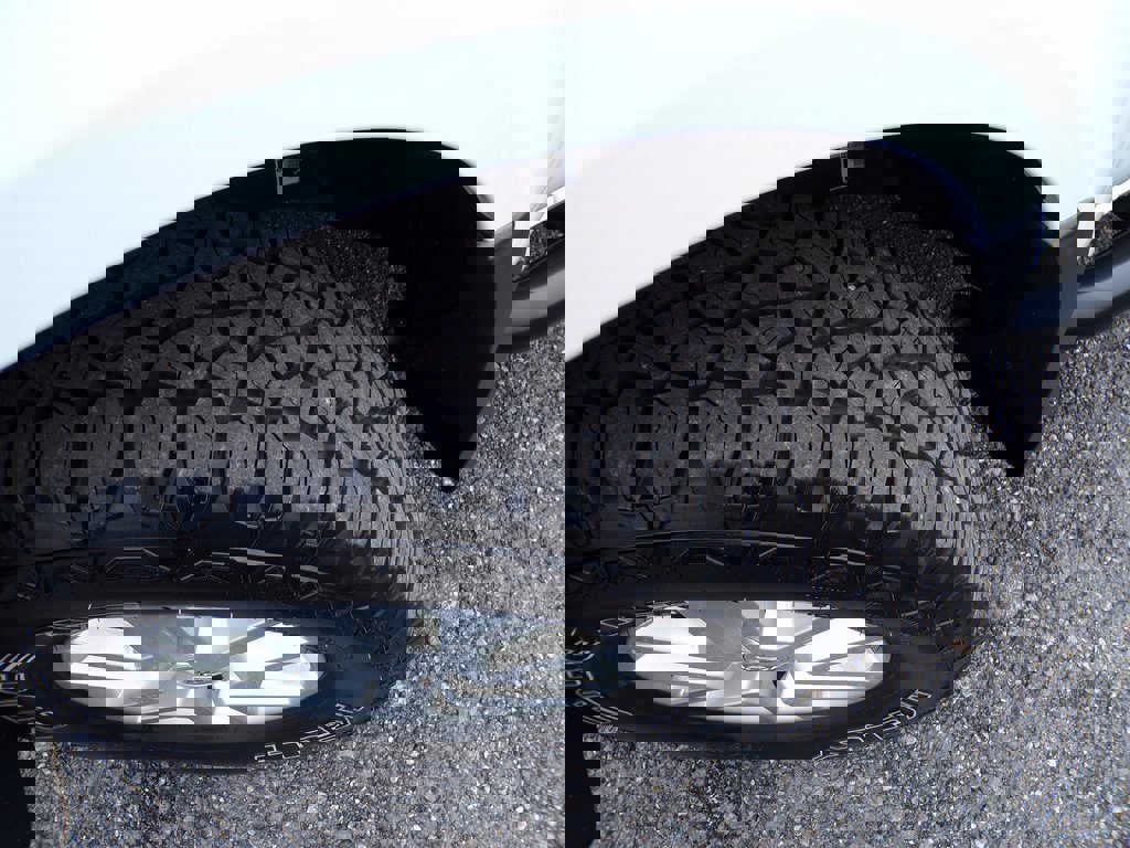 Used 2018 Nissan Frontier SV w/ Value Truck Package image 2