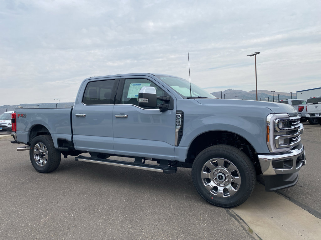 New 2026 Ford F250 4x4 Crew Cab Super Duty image 18